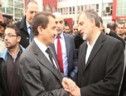 Van'daki Gazetelere 100 bin TL destek